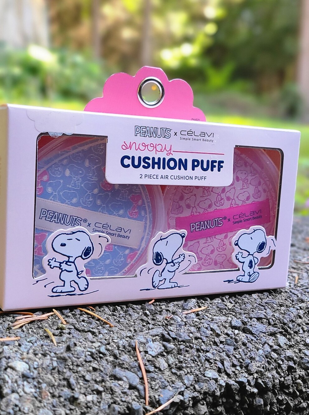 Peanuts x CélaVi Snoopy Cushion Puff Set